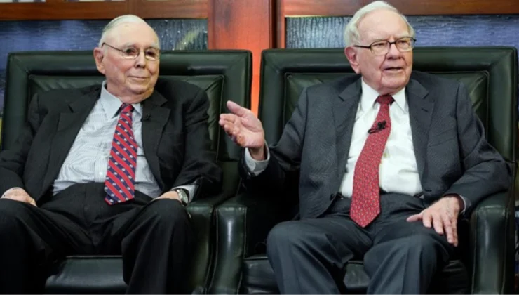 Warren Buffet’ın ortağı Charlie Munger 99 yaşında hayatını kaybetti