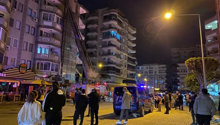 Alanya’da restoran yangınında 5 katlı bina zarar gördü