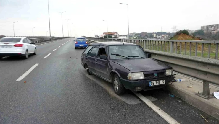 Antalya’da seyir halindeki otomobilin tekerleği çıkıp bariyere çarptı, sürücü yaralandı