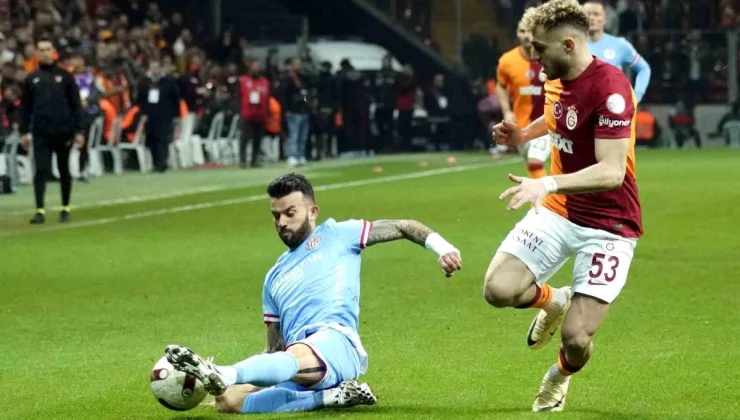 Galatasaray, Antalyaspor’u 2-1 mağlup etti