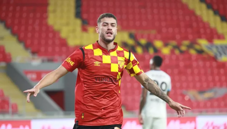 Göztepe’de 3 Futbolcu Tüm Maçlarda 90 Dakika Oynadı