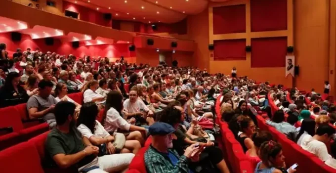 Uluslararası Antalya Altın Portakal Film Festivali’nde ‘Şişli Kız’ Filmi Gösterildi