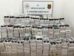 Antalya’da El Konulan Güneş Gözlükleri: 16 Bin Parça İfşa Edildi