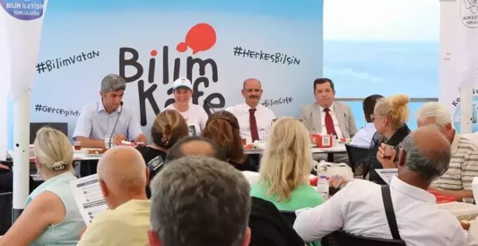 Antalya’da Düzenlenen Bilim Kafe Buluşmasında Su Konusu ve Sürdürülebilirlik Tartışıldı