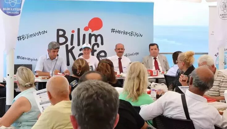 Antalya’da Düzenlenen Bilim Kafe Buluşmasında Su Konusu ve Sürdürülebilirlik Tartışıldı