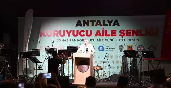 Antalya’da Koruyucu Aile Günü Kutlamaları Gerçekleştirildi