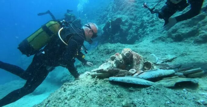 2000 Yıllık Sualtı Keşfi, Kültür ve Turizm Bakanı Ersoy Tarafından İncelendi