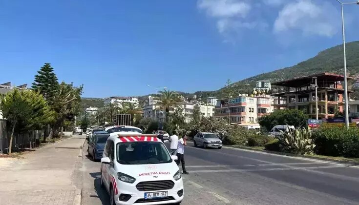 Gazipaşa’da Kaçak Taşımacılığa Yönelik Denetimler: 5 Araç Trafiği Engellendi