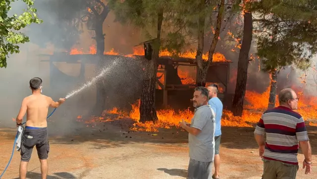 Antalya'da 3 ayrı orman yangını kontrol altına alındı, bir ilçede daha yangın çıktı