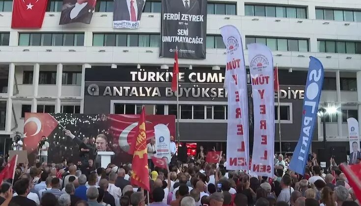 CHP’den Muhittin Böcek’in Tutuklanmasına Karşı Duruş