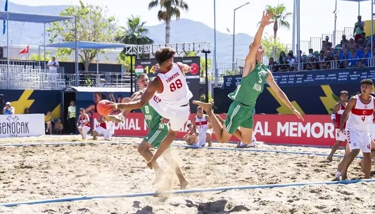Alanya’da 17 Yaş Altı Avrupa Plaj Hentbol Turnuvası Başladı