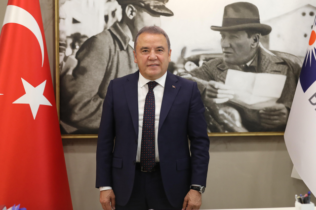 Antalya Büyükşehir Belediye Başkanı Muhittin Böcek İçin Yeni Bir Karar