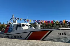 TCSG 105 Gemisi Cumhuriyet Bayramı'nda Ziyaretçilere Kapılarını Açtı